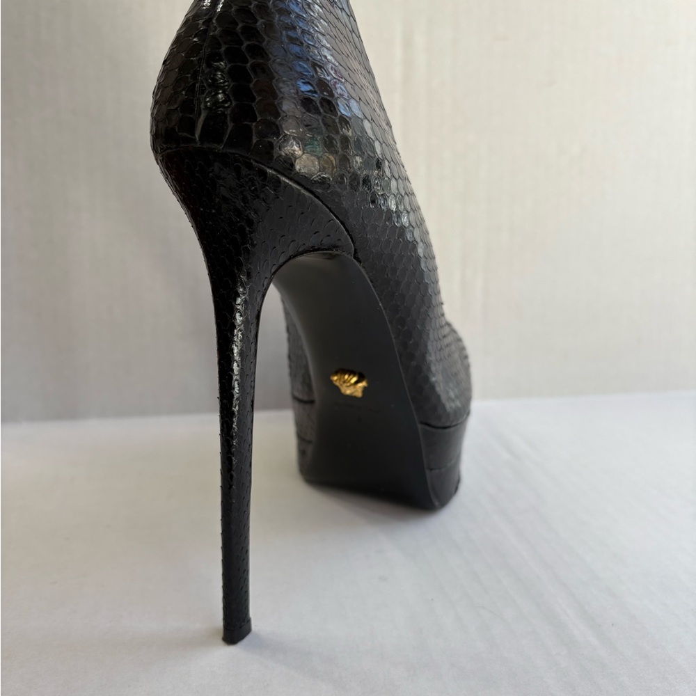 Versace Black Python Snakeskin Playform High Heel Pointy Stiletto Size 41 - Picture 8 of 16